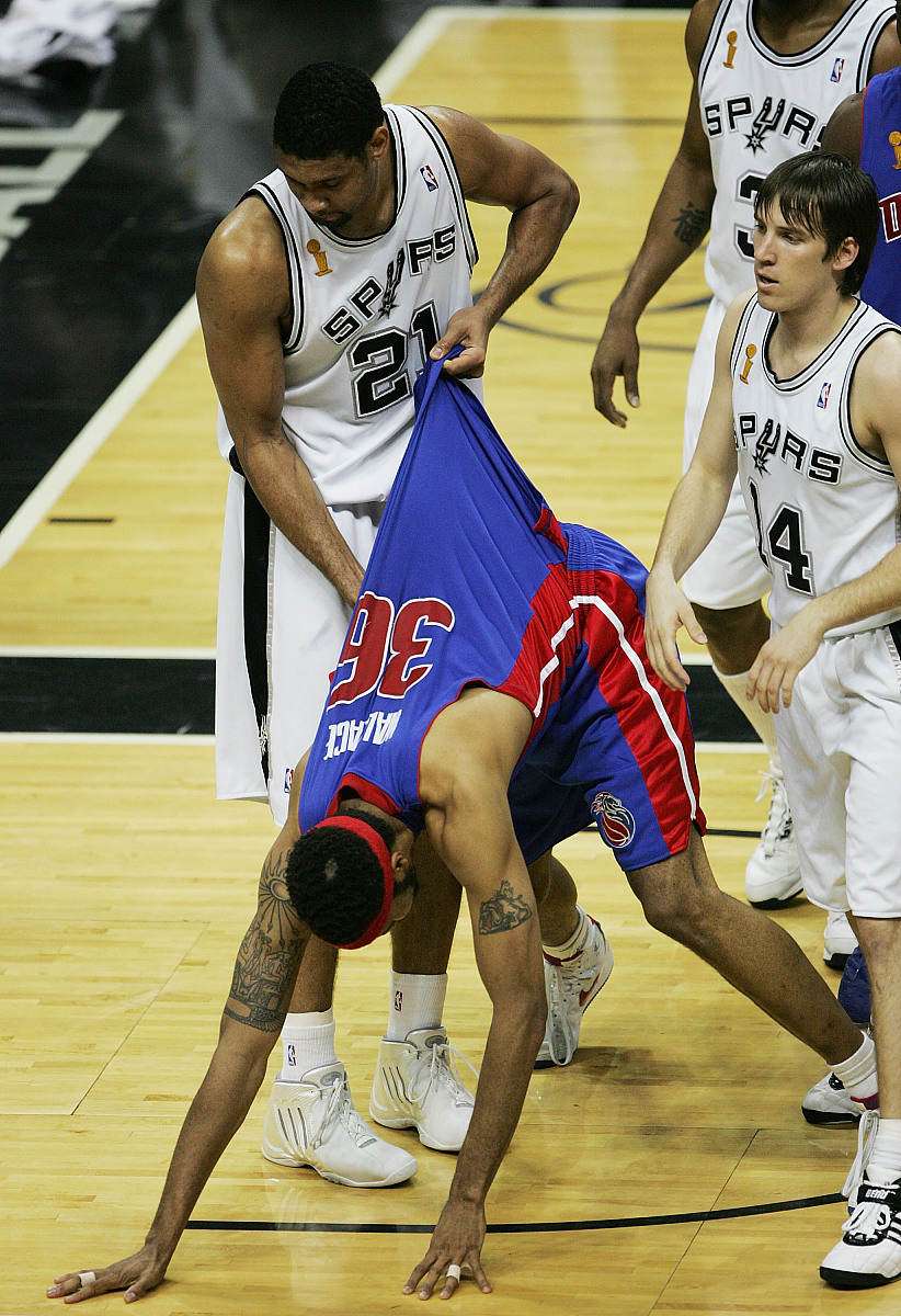 详细阅读:九游官网包含转折点!纽约尼克斯战术微调,国王杯赛后攻防权衡,引发热议,临场指挥获称赞的词条 九游官网包含转折点!纽约尼克斯战术微调,国王杯赛后攻防权衡,引发热议,临场指挥获称赞的词条